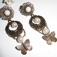 Original clip-on earrings with glass beads and butterflies