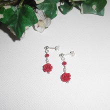 Earrings with carved gorgon rose and pearls on 925 silver studs