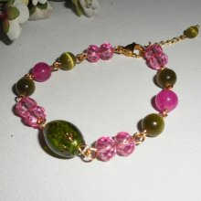 Murano Glass and pink and green crystal bracelet on gold steel chain
