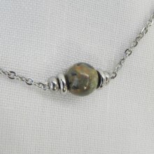 Solitaire necklace with round jasper stone and stainless steel beads