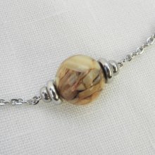 Solitaire necklace with brown mother of pearl and stainless steel beads