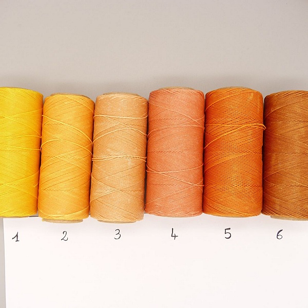 Bag jewel with carabiner key ring to personalize