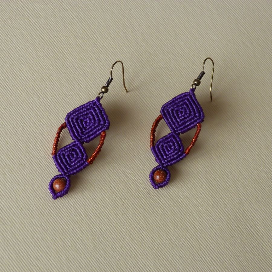 Purple micro-macramé earrings