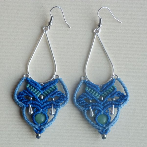Blue/sky blue/turquoise green micro-macram&eacute; earrings