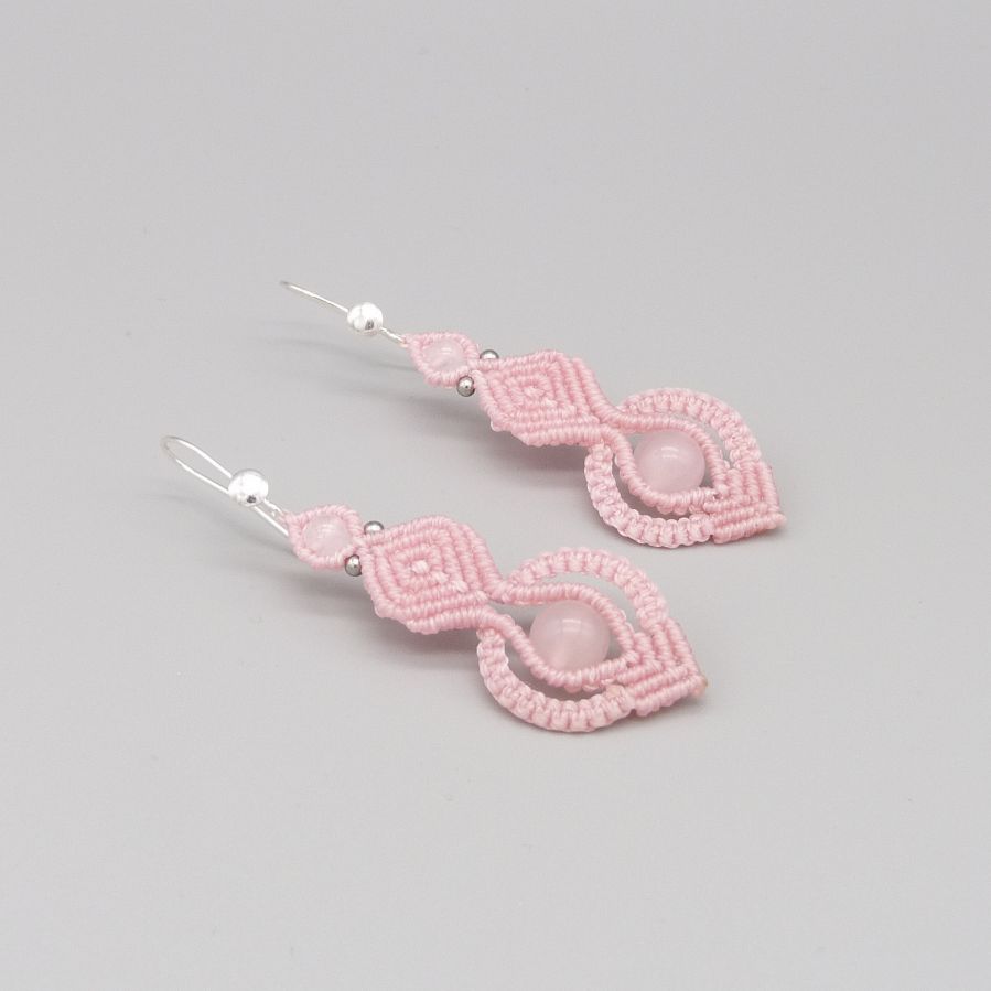 Light pink micro-macramé earrings