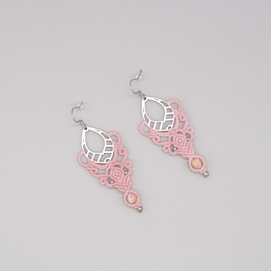 Pink micro-macramé earrings with a rhodochrosite bead