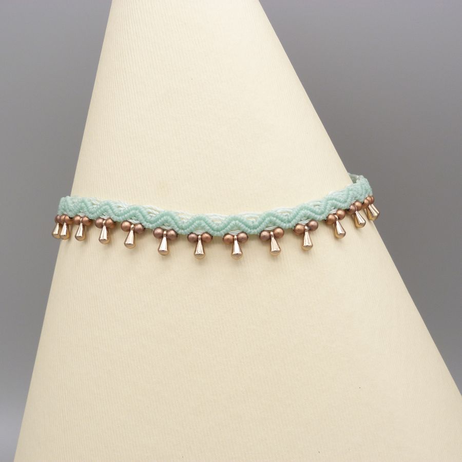 Anklet in micro-macramé "water mint green