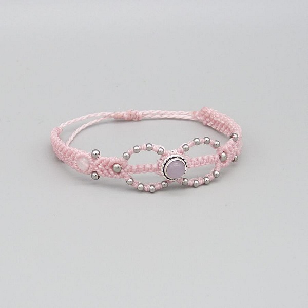 Pink micro-macram&eacute; bracelet with a stone set in pink quartz