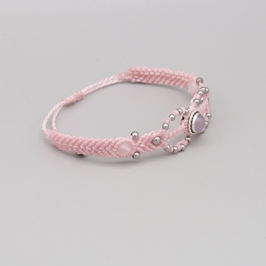 Pink micro-macramé bracelet with a stone set in pink quartz