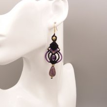 Black micro-macramé earrings with amethyst beads