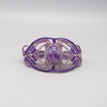 Purple micro-macramé bracelet with an amethyst set