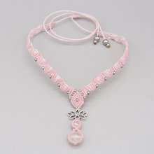 Pink micro-macramé necklace with two quartz beads 