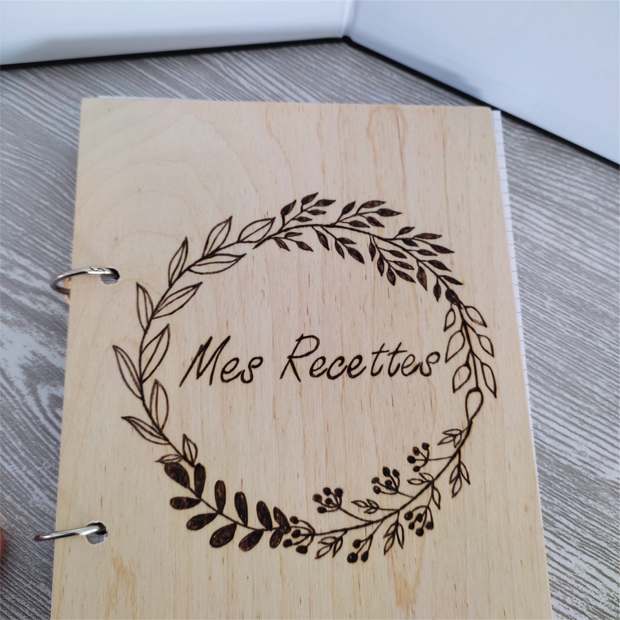 Recipe book, pyrographed wood cover (handmade), customizable