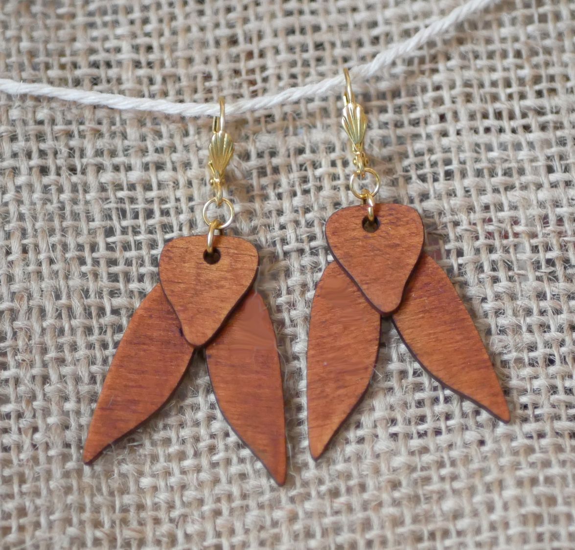 Cicada wood earrings golden cherry