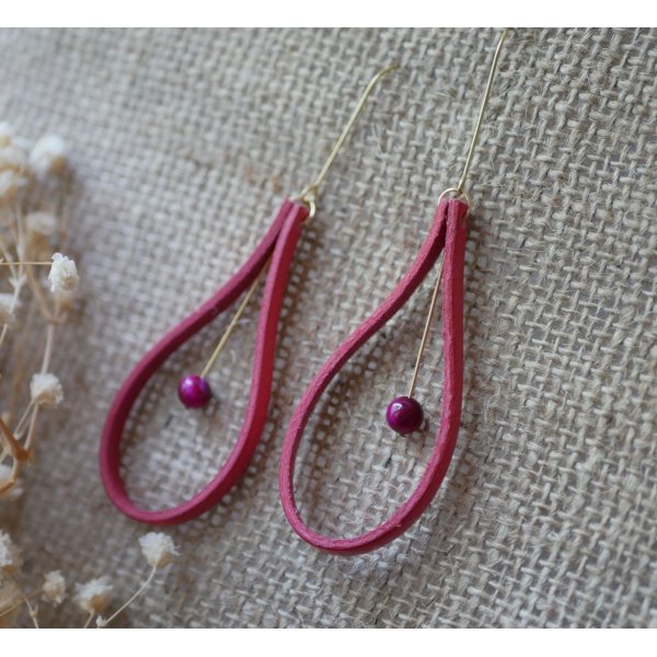 Coral red leather earrings with matching pearls