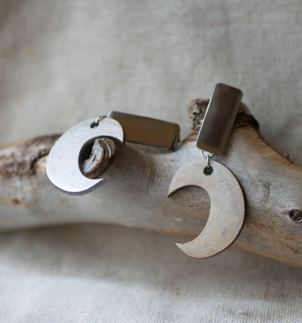 Silver plated patinated wood graphic earrings 