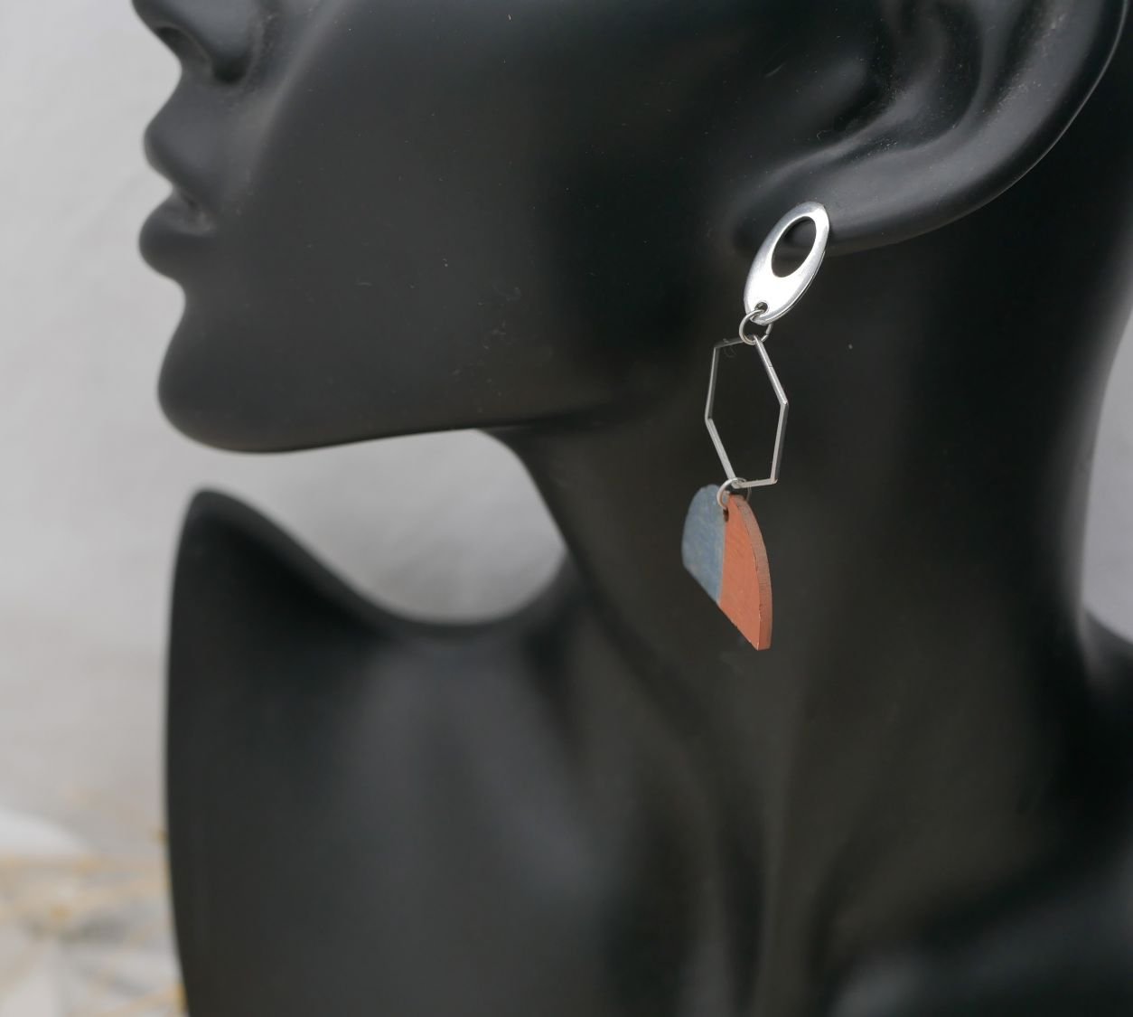 Grey and brown geometric pendant earrings