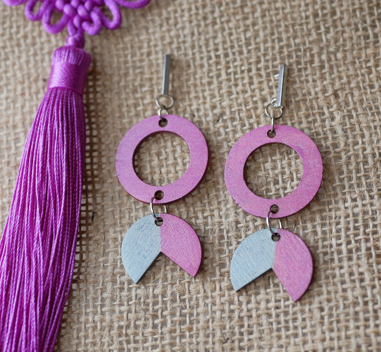 Fuchsia and Grey wood geometric pendant earrings