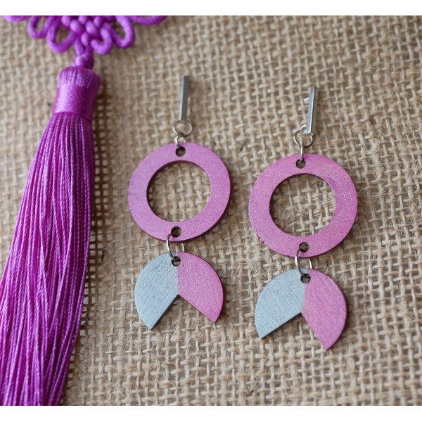 Fuchsia and Grey wood geometric pendant earrings