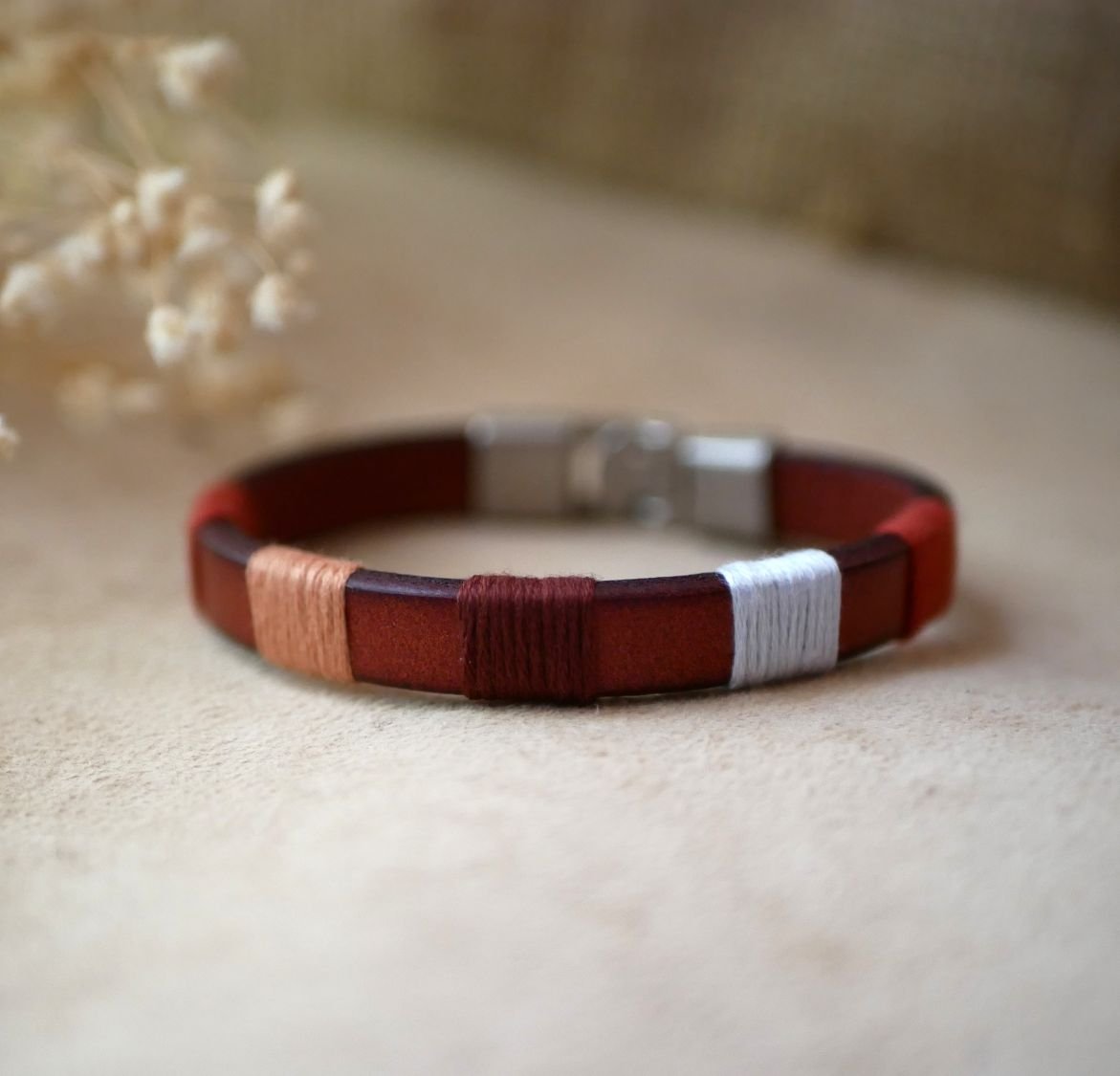 Bracelet tissé en cuir  marron roux  au tissage en coton