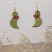 Green metallic and brown wooden moons earrings