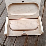 Clé Usb 64 Go 3.0 dans coffret personnalisé bois clair d'érable