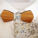 Customizable Liberty pouch with brown stars and wooden bow tie