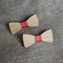 Wooden bow tie Miniature bow tie with customizable ribbon