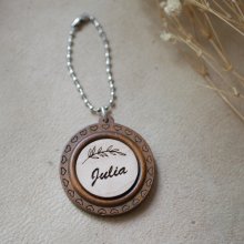 Wooden cabochon key ring on round cherry wood frame to personalize by engraving