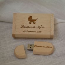 32GB 2.0 USB flash drive in a custom maple wood case