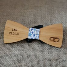 Wooden bow tie for wedding engraved with wedding rings made in France