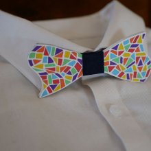 Wooden bow tie painted multicolor mosaic style French handcrafted creation