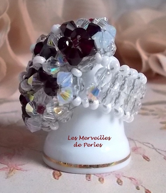 Garnet and White ring with facets and spinners in Swarovski crystal
