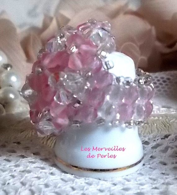 Sparkling Pink Ring with facets and spinning tops in Swarovski crystal