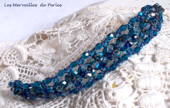 Belle de Nuit bracelet with bohemian glass facets and Swarovski crystal spinning tops