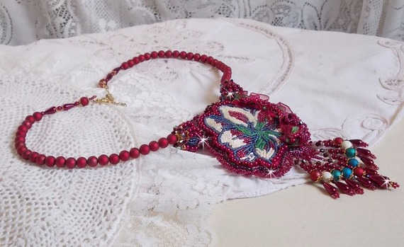 Necklace Enchantment of Autumn embroidered with pearly pearls Bordeaux, a lace, various pearls and seed beads