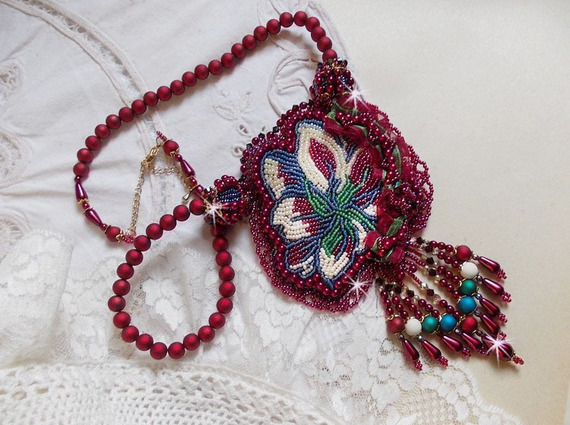 Necklace Enchantment of Autumn embroidered with pearly pearls Bordeaux, a lace, various pearls and seed beads