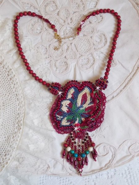 Necklace Enchantment of Autumn embroidered with pearly pearls Bordeaux, a lace, various pearls and seed beads