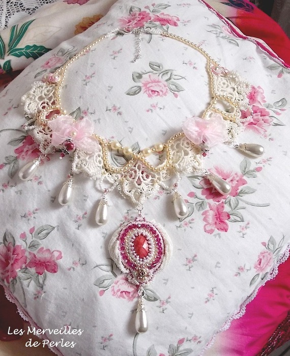 Victorian style embroidered Valmont necklace with Ivory lace, pearly beads and Swarovski crystals