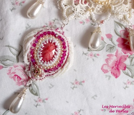 Victorian style embroidered Valmont necklace with Ivory lace, pearly beads and Swarovski crystals