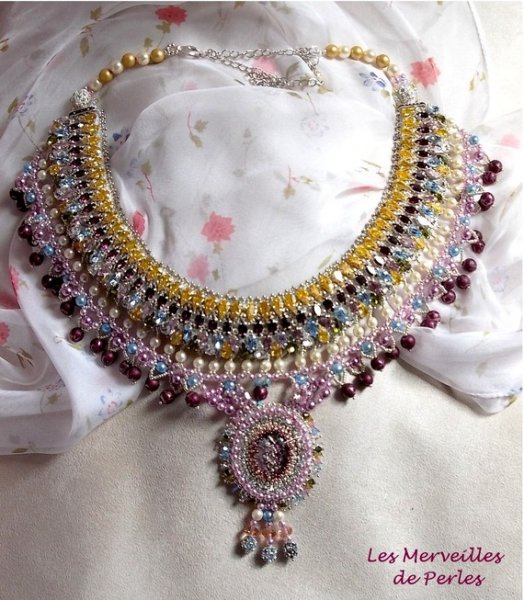 Queen of the Nights necklace, a shower of wonderful crystals and pearls 