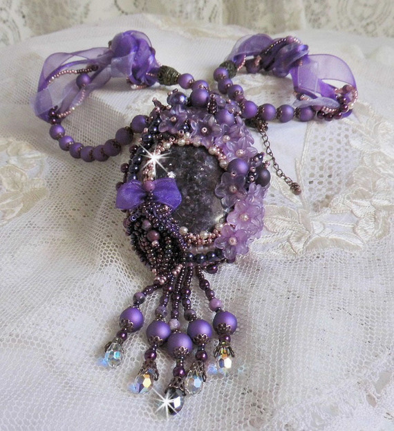 Chinese Purple Stone Pendant Necklace embroidered with Sugilite stones