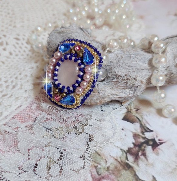 Amazon Gabrielle ring embroidered with Quartz and Swarovski crystals