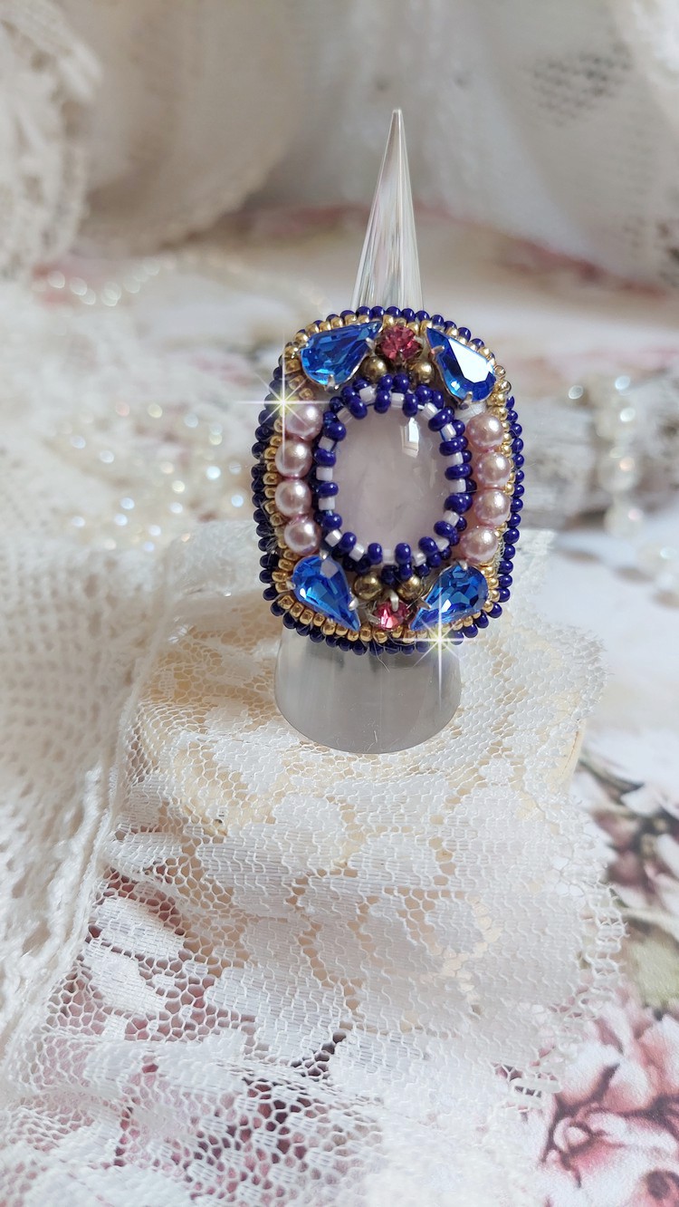 Amazon Gabrielle ring embroidered with Quartz and Swarovski crystals