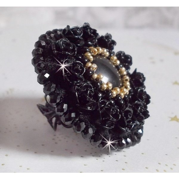 Cleopatra ring embroidered with black onyx, black resin roses and seed beads