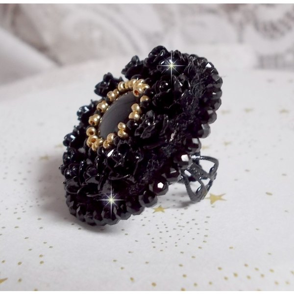 Cleopatra ring embroidered with black onyx, black resin roses and seed beads