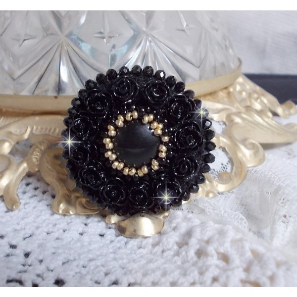 Cleopatra ring embroidered with black onyx, black resin roses and seed beads
