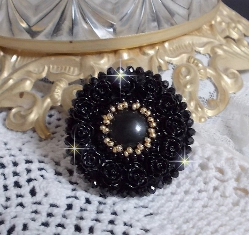 Cleopatra ring embroidered with black onyx, black resin roses and seed beads