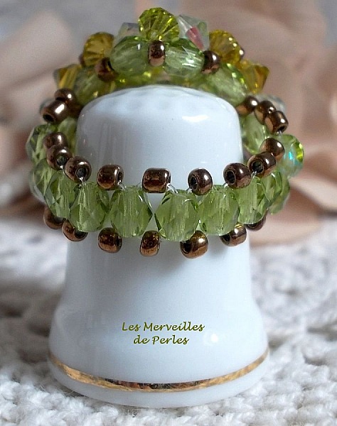 Stolen Kiss Ring with Swarovski crystal facets and spinners