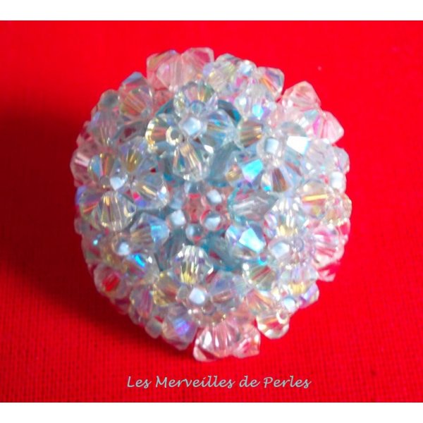 Ring Crystal Blue with facets and spinning tops in Swarovski crystal